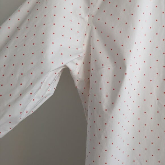 LLBean White and Pink Polka Dot Button Down Size MP - Picture 6 of 10